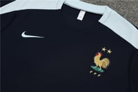 طقم تدريب صيفي منتخب فرنسا 2024-2025 كحلي