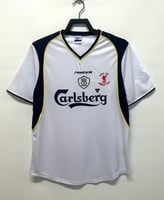 طقم ليفربول موسم 2000-2001 ابيض