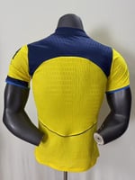 طقم توتنهام الاساسي 2025-2026