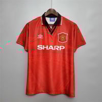 طقم مانشستر يونايتد موسم 1994-1996 احمر