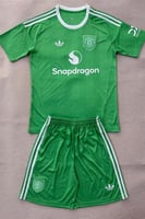 طقم مانشستر يونايتد حارس مرمى 2025-2026 اخضر