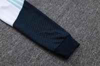 طقم تدريب شتوي منتخب الارجنتين 2025-2026 ابيض سحاب...