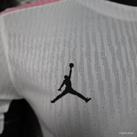 طقم باريس سانت جرمان نسخة خاصة 2025-2026