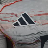 طقم بايرن ميونخ الاحتياطي 2025-2026 كم طويل