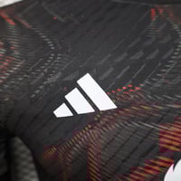 طقم مانشستر يونايتد نسخة خاصة 2025-2026