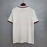 طقم ميلان موسم 1993-1994 ابيض