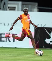 طقم غلطة سراي الاساسي 2025-2026