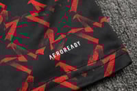 طقم تدريب شتوي مانشستر يونايتد 2024-2025 احمر(2)