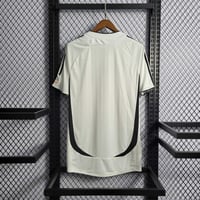 طقم منتخب المانيا موسم 2006 ابيض