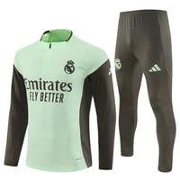 طقم تدريب شتوي ريال مدريد 2025-2026 اخضر