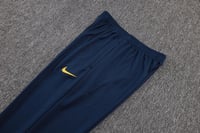 طقم تدريب شتوي برشلونة 2025-2026 كحلي