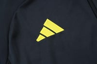 طقم تدريب شتوي ريال مدريد 2025-2026 رمادي سحاب كام...