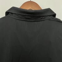 طقم ريال مدريد موسم 2002-2003 اسود