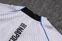 طقم تدريب شتوي نابولي 2025-2026 ابيض سحاب كامل