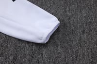 طقم تدريب شتوي يوفنتوس 2025-2026 جاكيت قبعة