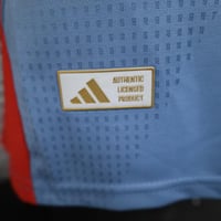 طقم منتخب اليابان الاحتياطي 2025-2026