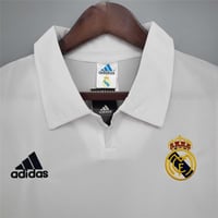 طقم ريال مدريد موسم 2002-2003 ابيض
