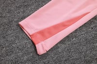 طقم تدريب شتوي برشلونة 2025-2026 برتقالي