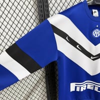 بلوفر انتر ميلان 2025-2026