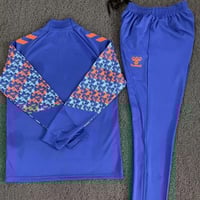 طقم تدريب شتوي سبورتنغ لشبونة 2023-2024 ابيض