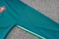 طقم تدريب شتوي منتخب البرتغال 2024-2025 اخضر سحاب...