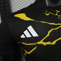 طقم ريال مدريد قبل المباراة 2025-2026 اسود