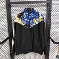 جاكيت مانشستر يونايتد 2025-2026 اسود