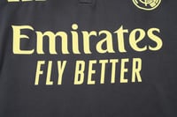 طقم تدريب شتوي ريال مدريد 2025-2026 زيتي