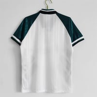 طقم ليفربول موسم 1993-1995 ابيض