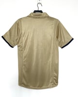 طقم برشلونة موسم 2001-2003 بيج