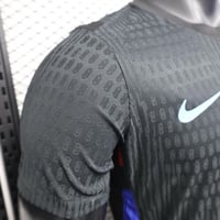 طقم منتخب انجلترا الاحتياطي 2025-2026