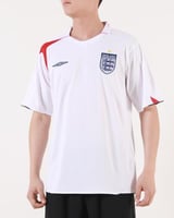طقم منتخب انجلترا موسم 2006 ابيض