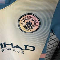 طقم مانشستر سيتي الرابع 2024-2025 اطفال