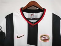 طقم ايندهوفن موسم 1998-1999