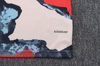 طقم تدريب صيفي بايرن ميونخ 2025-2026 ابيض