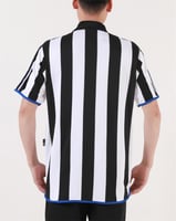 طقم نيوكاسل يونايتد موسم 2000-2001