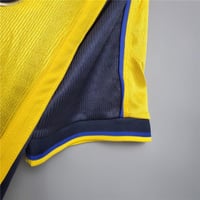 طقم ارسنال 1999-2000 اصفر