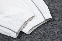 طقم تدريب شتوي ريال مدريد 2024-2025 جاكيت ابيض