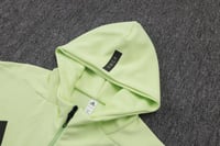 طقم تدريب شتوي ريال مدريد 2025-2026 جاكيت قبعة اخض...