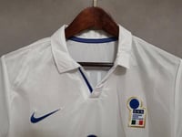 طقم ايطاليا الابيض موسم 1998