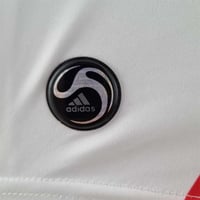 طقم ريفر بليت موسم 2009-2010