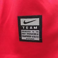 طقم مانشستر يونايتد موسم 2010-2011 احمر