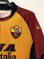 طقم روما موسم 2000-2001