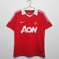 طقم مانشستر يونايتد موسم 2009-2010 احمر