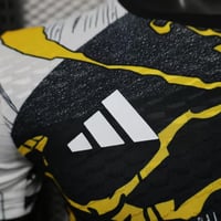 طقم ريال مدريد قبل المباراة 2025-2026 اسود