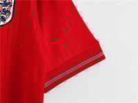 طقم منتخب انجلترا موسم 1984-1987 احمر