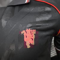 طقم مانشستر يونايتد خاص (4) 2024-2025