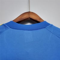 طقم بوكا جونيور موسم 1981-1982 كم طويل