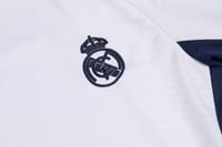 طقم تدريب شتوي ريال مدريد 2024-2025 ابيض (3)