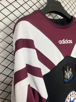 طقم نيوكاسل يونايتد نسخة خاصة 2025-2026 كم طويل